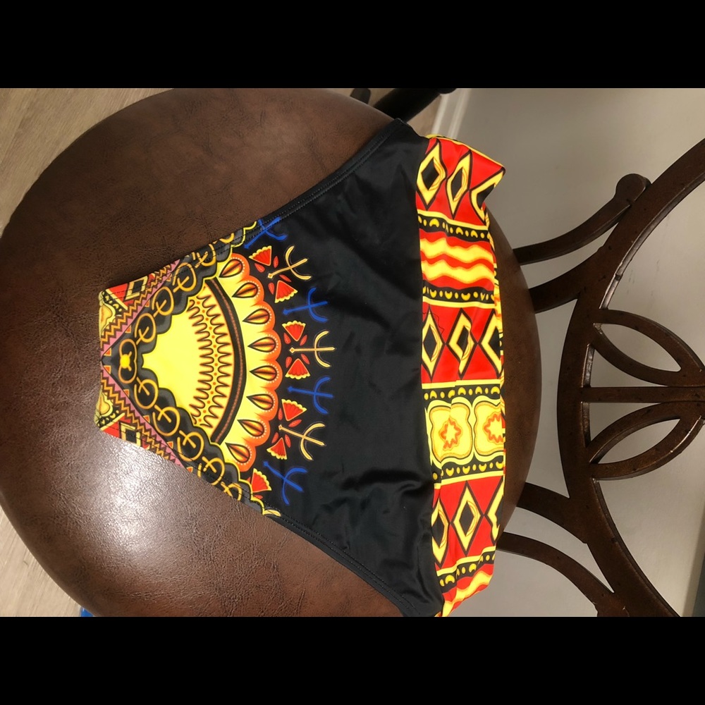 Pretty bikini - Picture 3 of 6